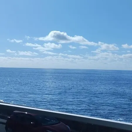 בית נופש Sunset Avenue For Couple W/ Jacuzzi Hot Water *