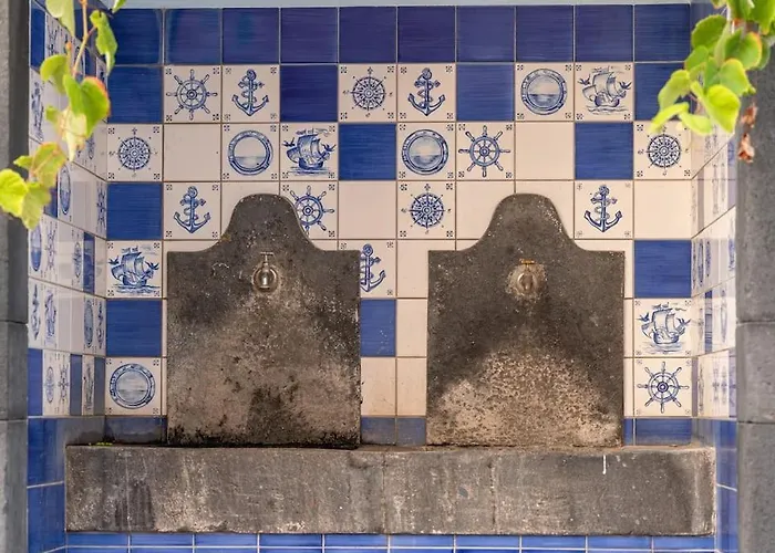 בית נופש Sunset Avenue For Couple W/ Jacuzzi Hot Water *