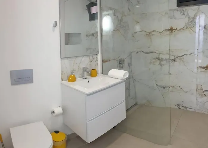 Sunset Avenue For Couple W/ Jacuzzi Hot Water