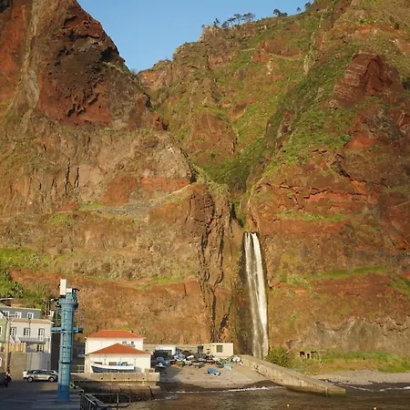 Sunset Avenue For Couple W/ Jacuzzi Hot Water Paul do Mar (Madeira)