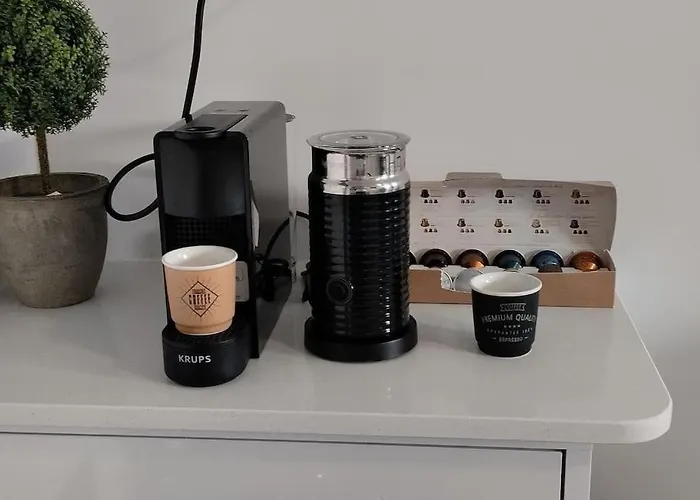 Sunset Avenue For Couple W/ Jacuzzi Hot Water